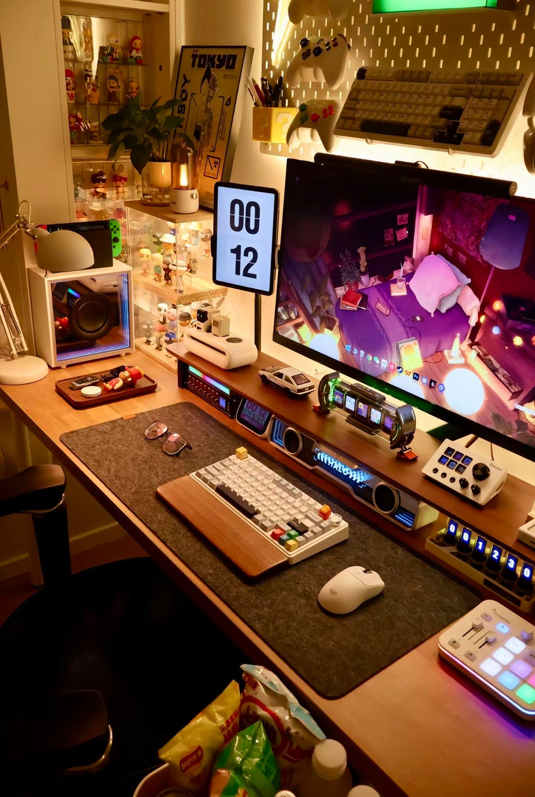 How to Create a Cozy Wooden Desk Setup with RGB Lighting and Magnetic Lamps