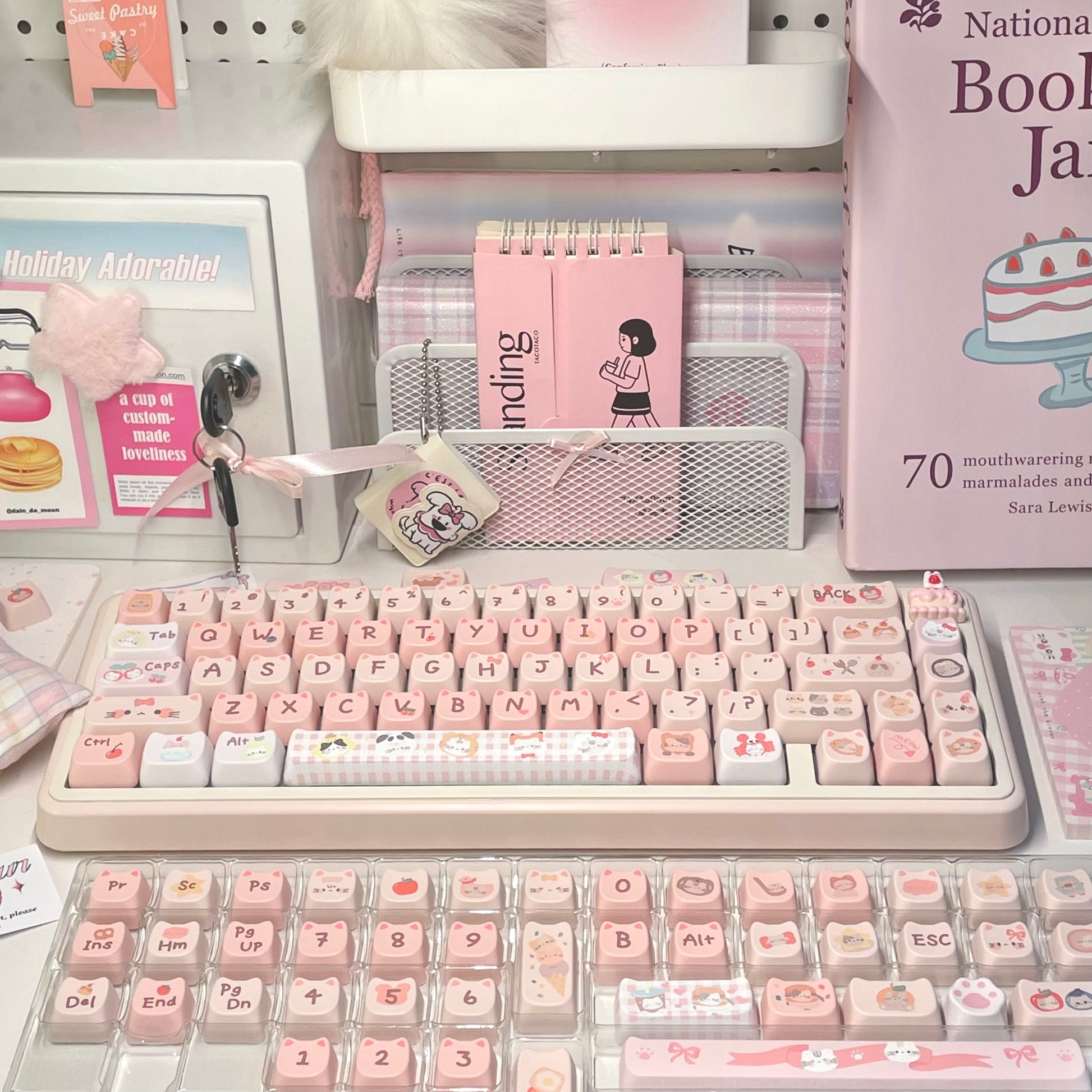 Cute MAO profile cat keycap set for mechanical keyboards, pastel color scheme