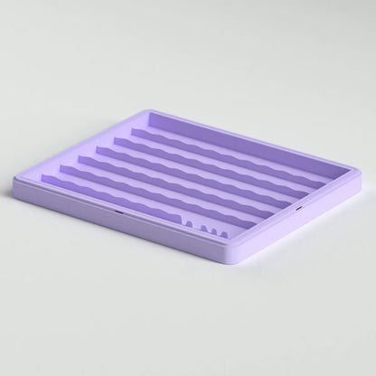 Durable plastic keycap holder with dustproof lid