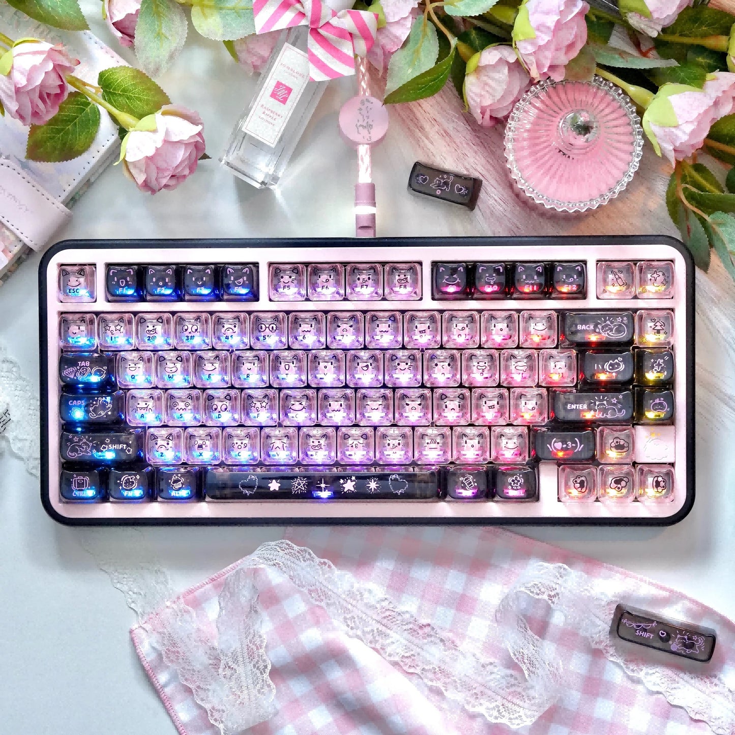 Black Pink Graffiti Clear PC Keycaps – MAO Profile 113-Key | ARKTCAT x Maorbeng