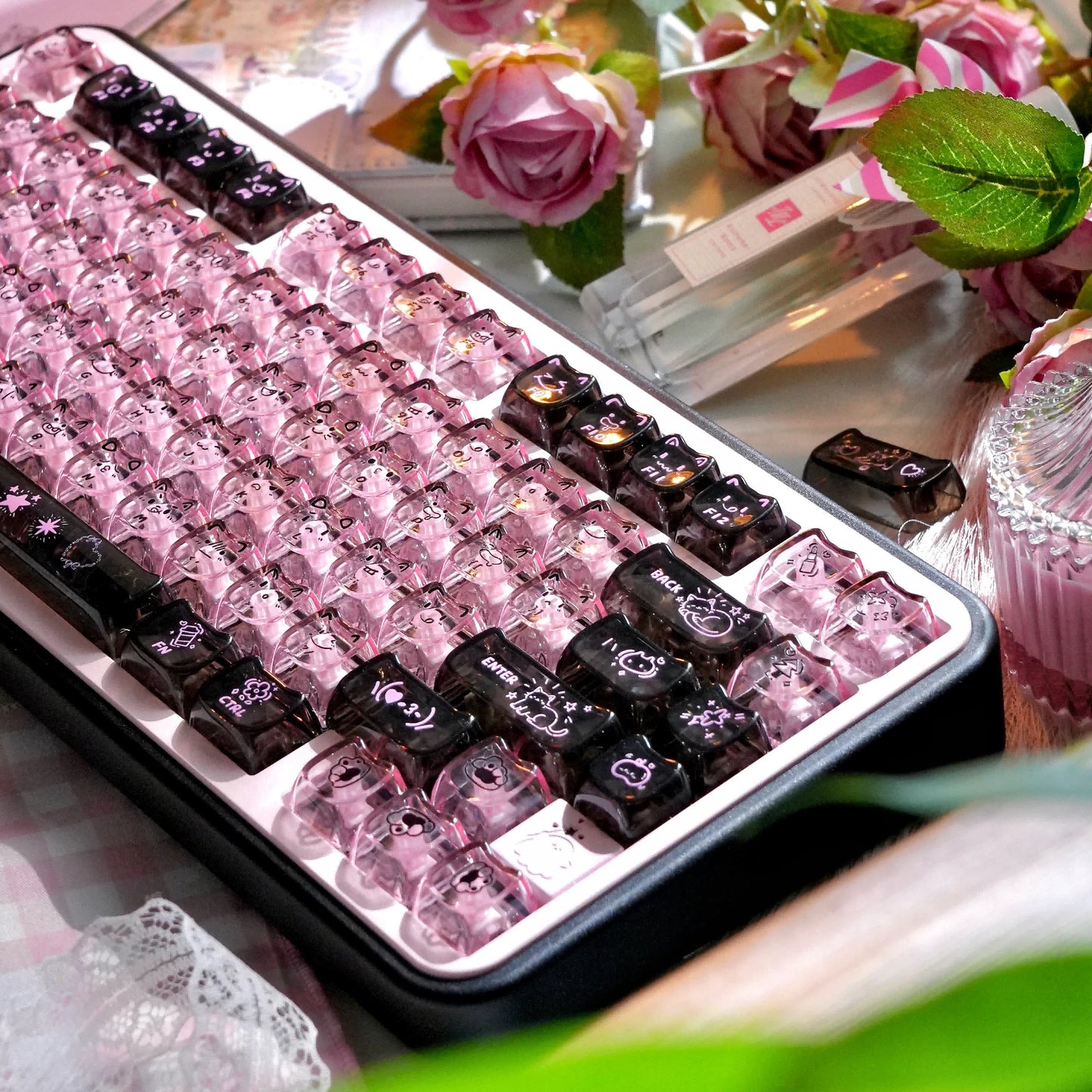 Black Pink Graffiti Clear PC Keycaps – MAO Profile 113-Key | ARKTCAT x Maorbeng
