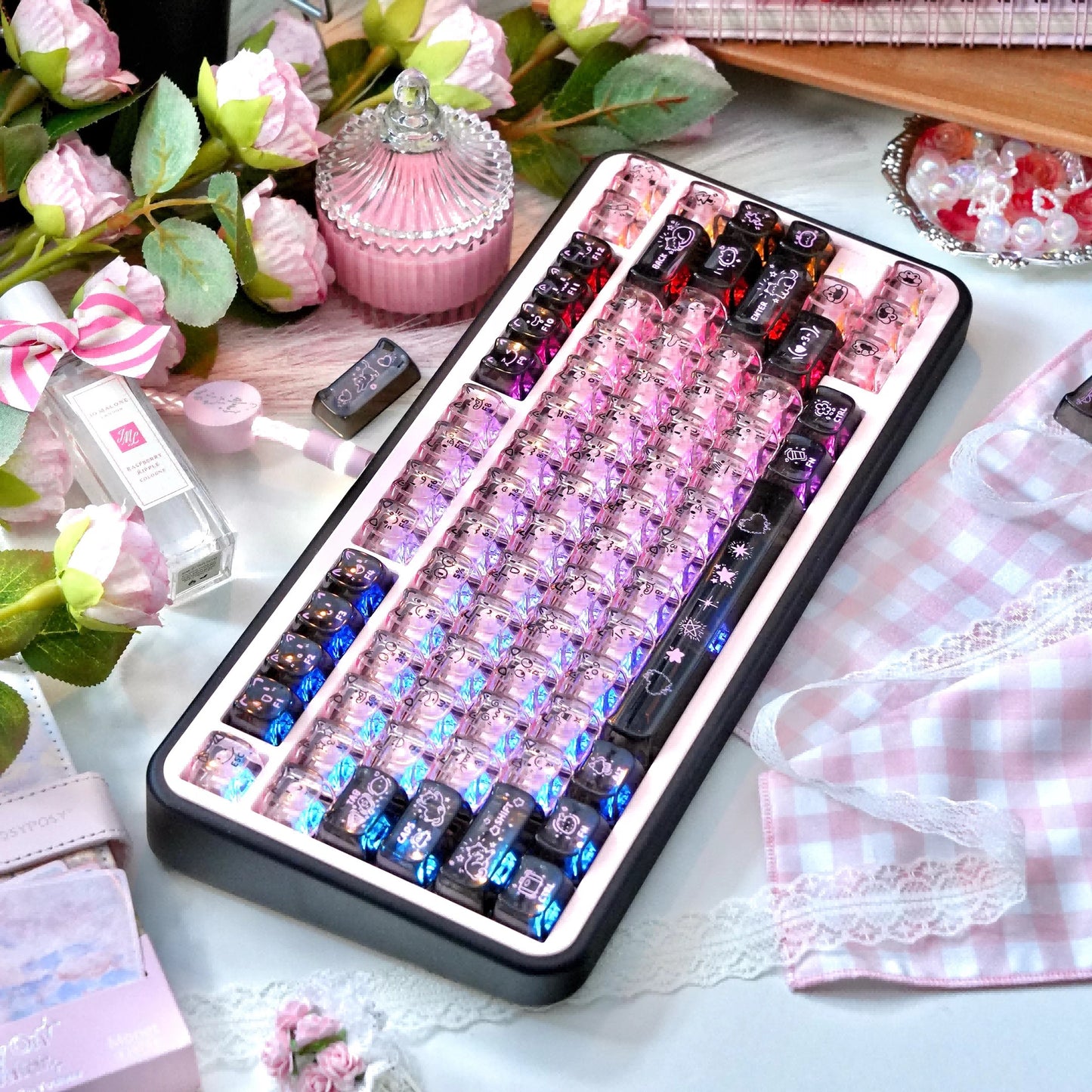 Black Pink Graffiti Clear PC Keycaps – MAO Profile 113-Key | ARKTCAT x Maorbeng