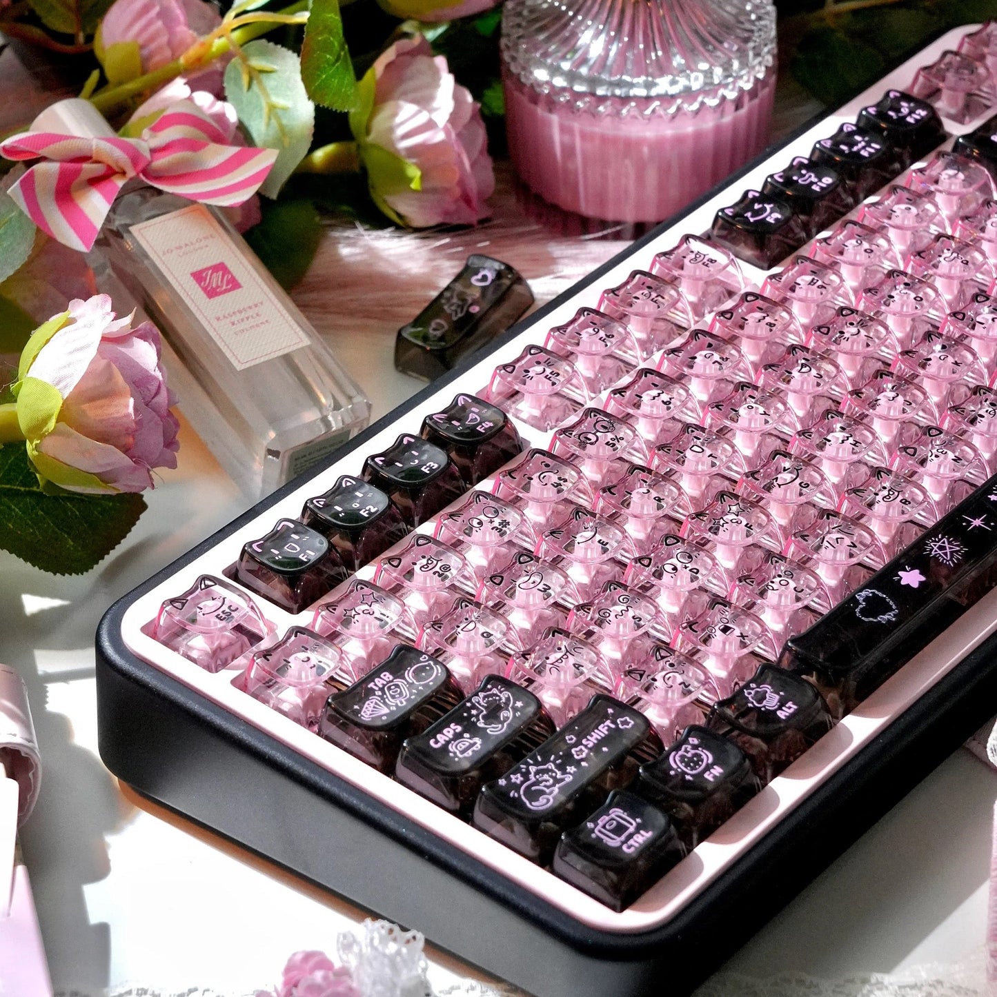 Black Pink Graffiti Clear PC Keycaps – MAO Profile 113-Key | ARKTCAT x Maorbeng