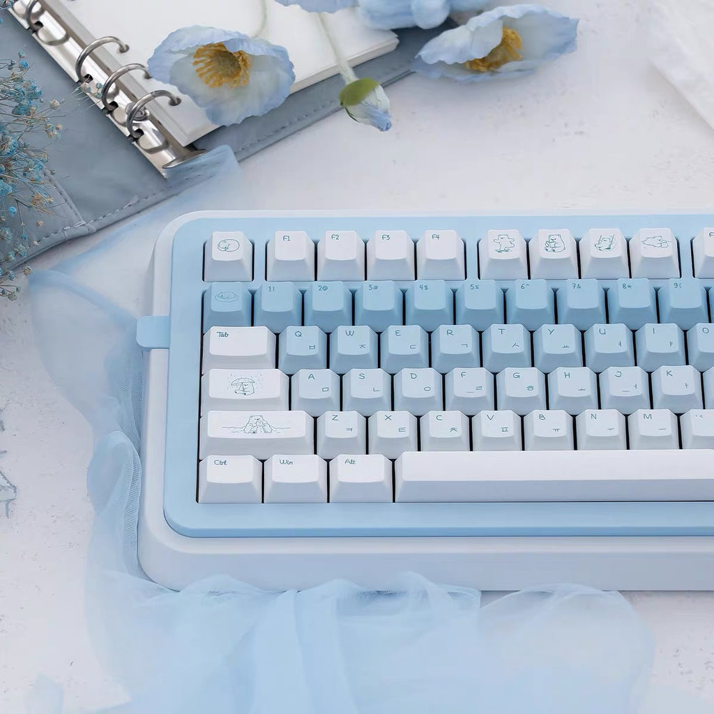 Polar Bear Keycaps Set – Gradient Blue & White PBT Dye-Sub, OEM Profile