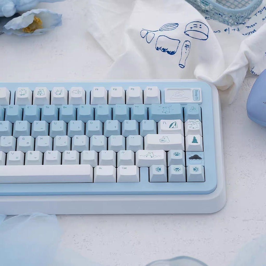 Polar Bear Keycaps Set – Gradient Blue & White PBT Dye-Sub, OEM Profile