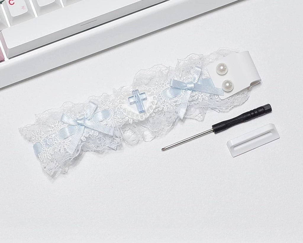 Lace Keyboard Strap with Charms – Cute Decorative Ribbon for Wooting / Made68 / ATK / 60% Keyboards