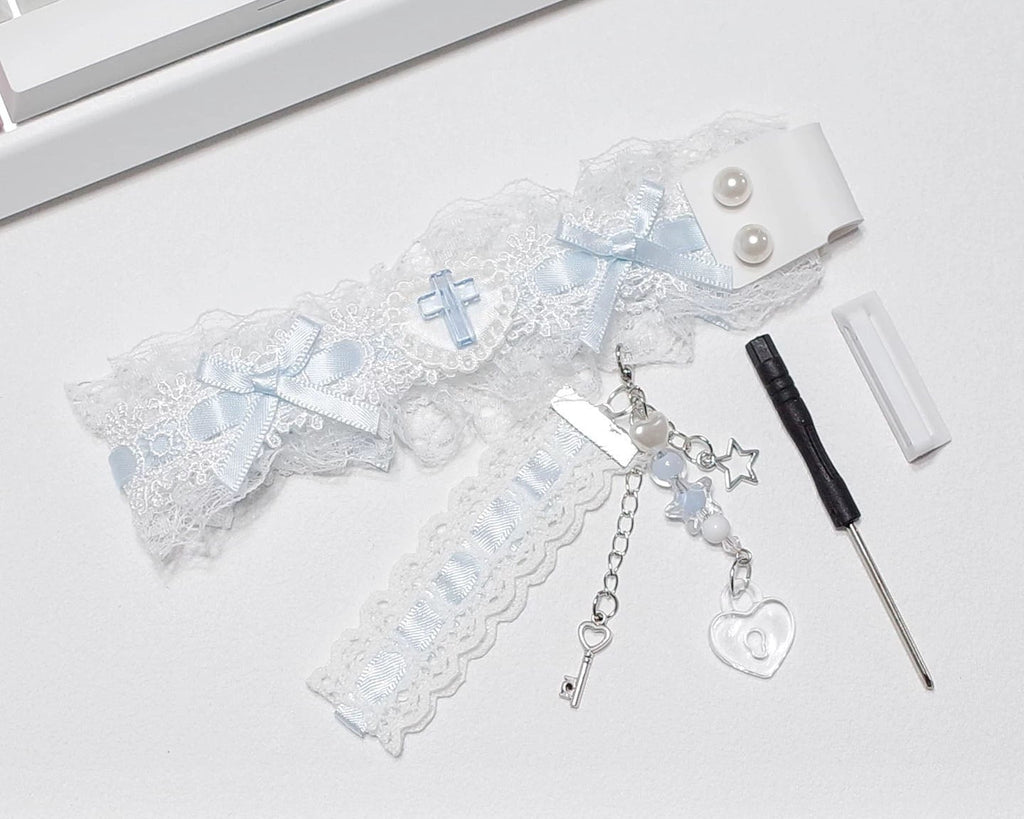 Lace Keyboard Strap with Charms – Cute Decorative Ribbon for Wooting / Made68 / ATK / 60% Keyboards