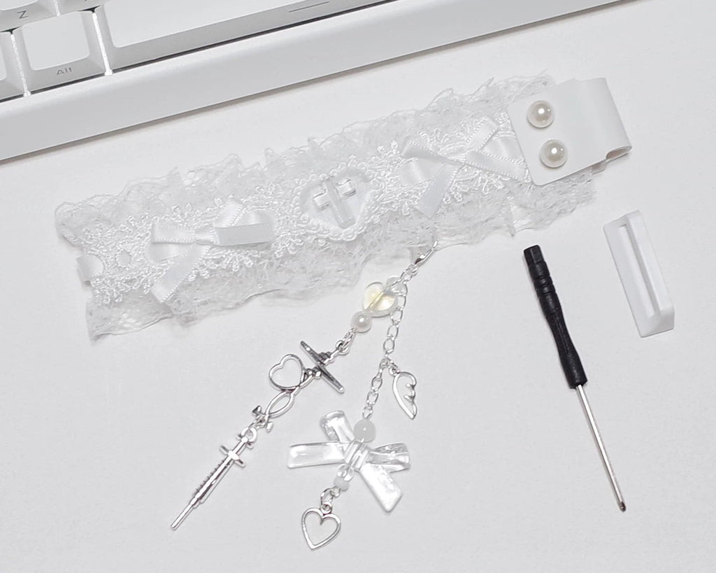Lace Keyboard Strap with Charms – Cute Decorative Ribbon for Wooting / Made68 / ATK / 60% Keyboards