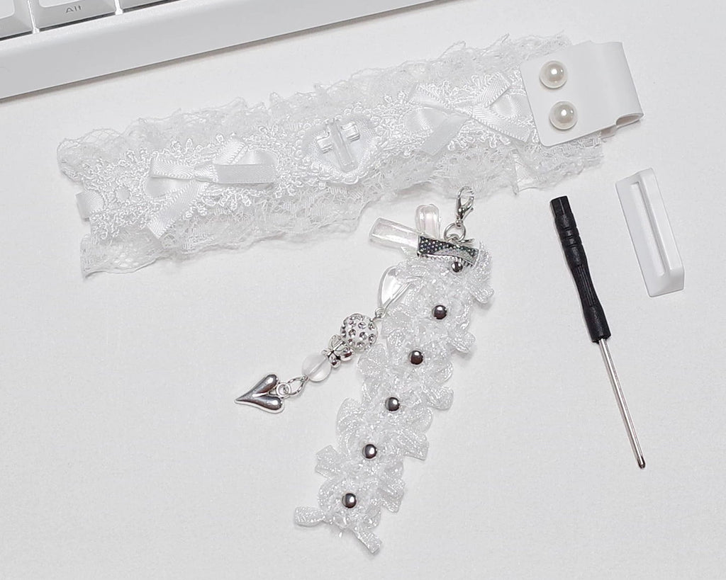 Lace Keyboard Strap with Charms – Cute Decorative Ribbon for Wooting / Made68 / ATK / 60% Keyboards