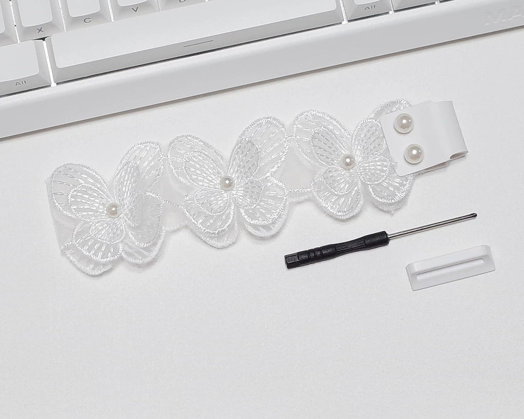 Lace Keyboard Strap with Charms – Cute Decorative Ribbon for Wooting / Made68 / ATK / 60% Keyboards