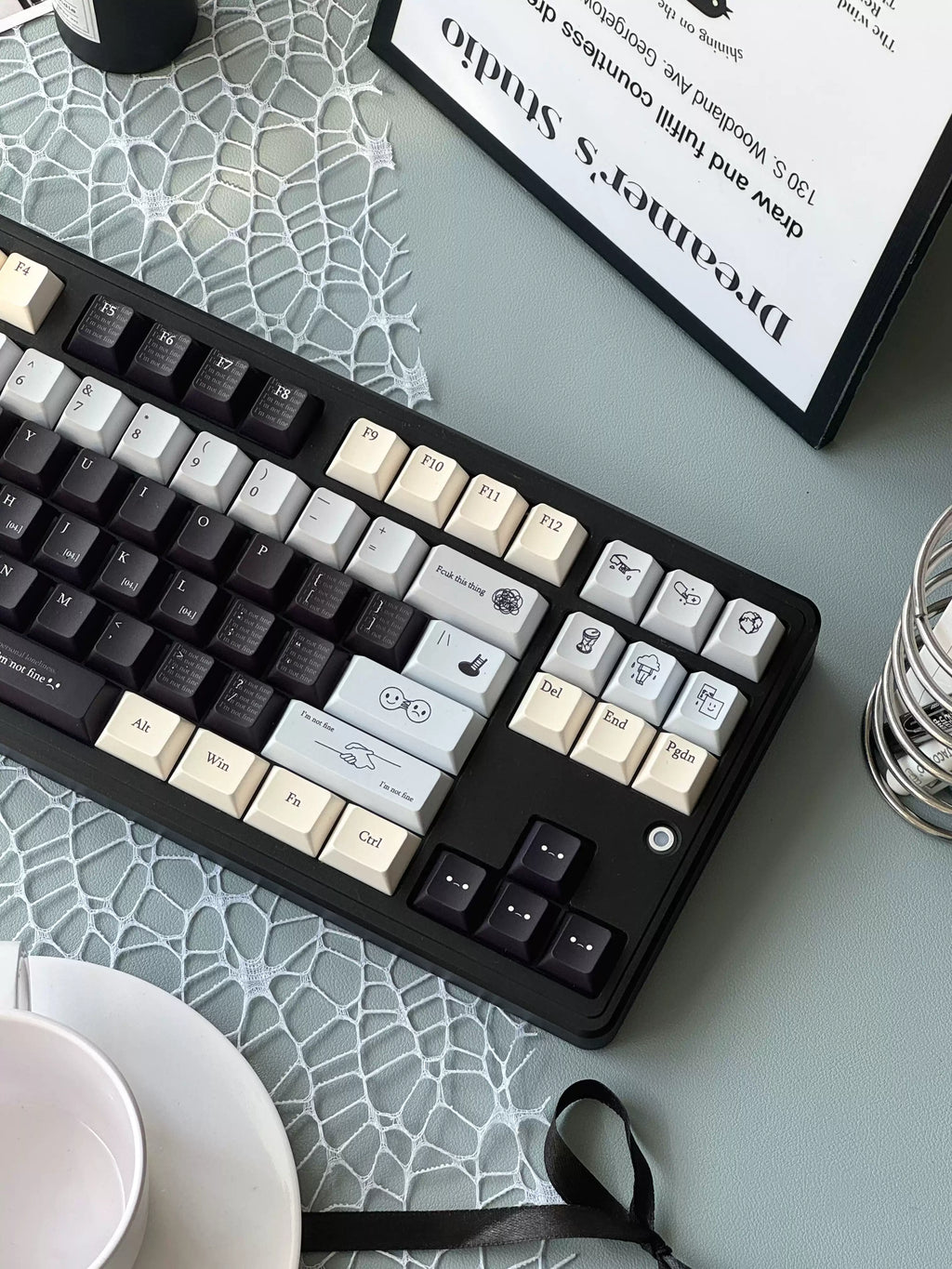 Solitude Black&Blue Keycap Set – Cherry Profile Dye-Sub PBT Custom Keycaps | Doki Lab