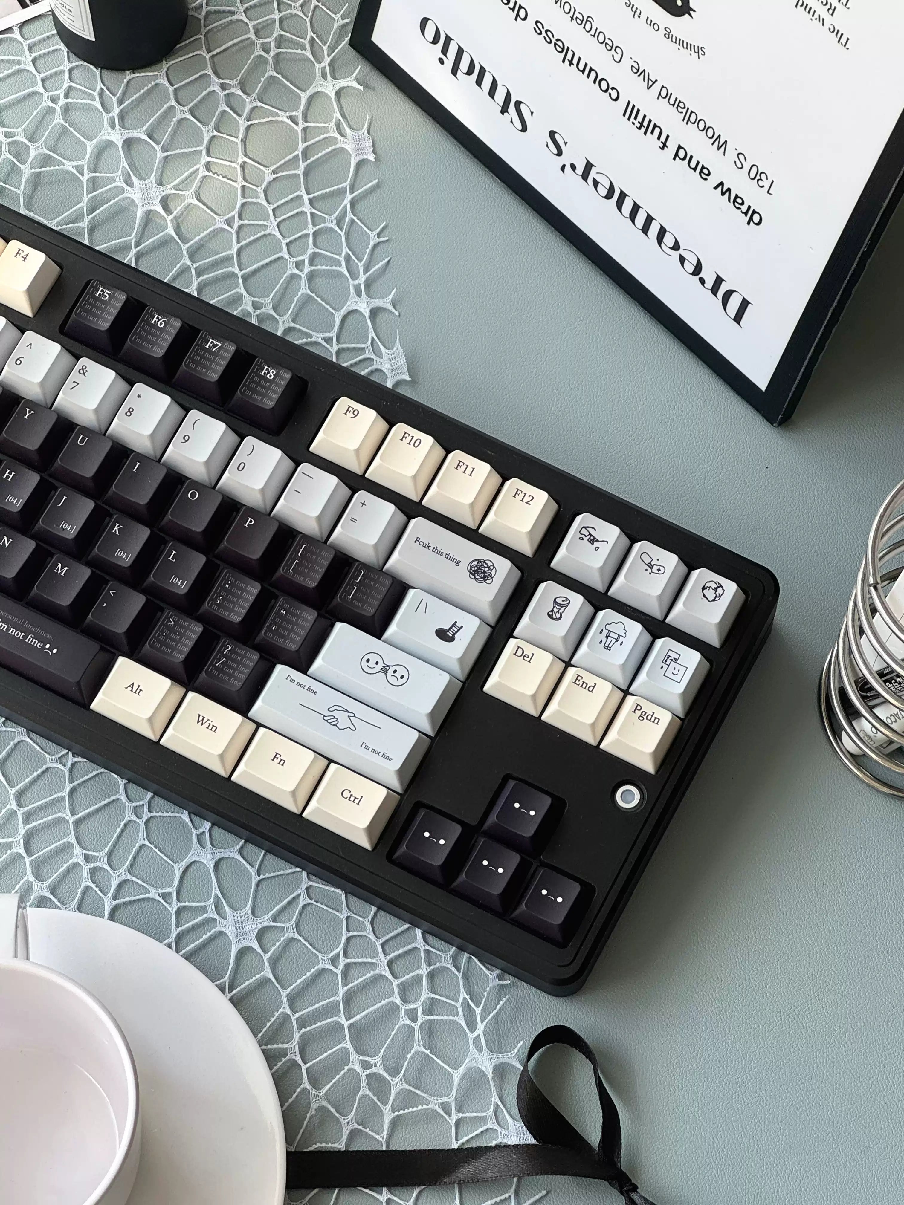 Solitude Black&Blue Keycap Set – Cherry Profile Dye-Sub PBT Custom Keycaps | Doki Lab