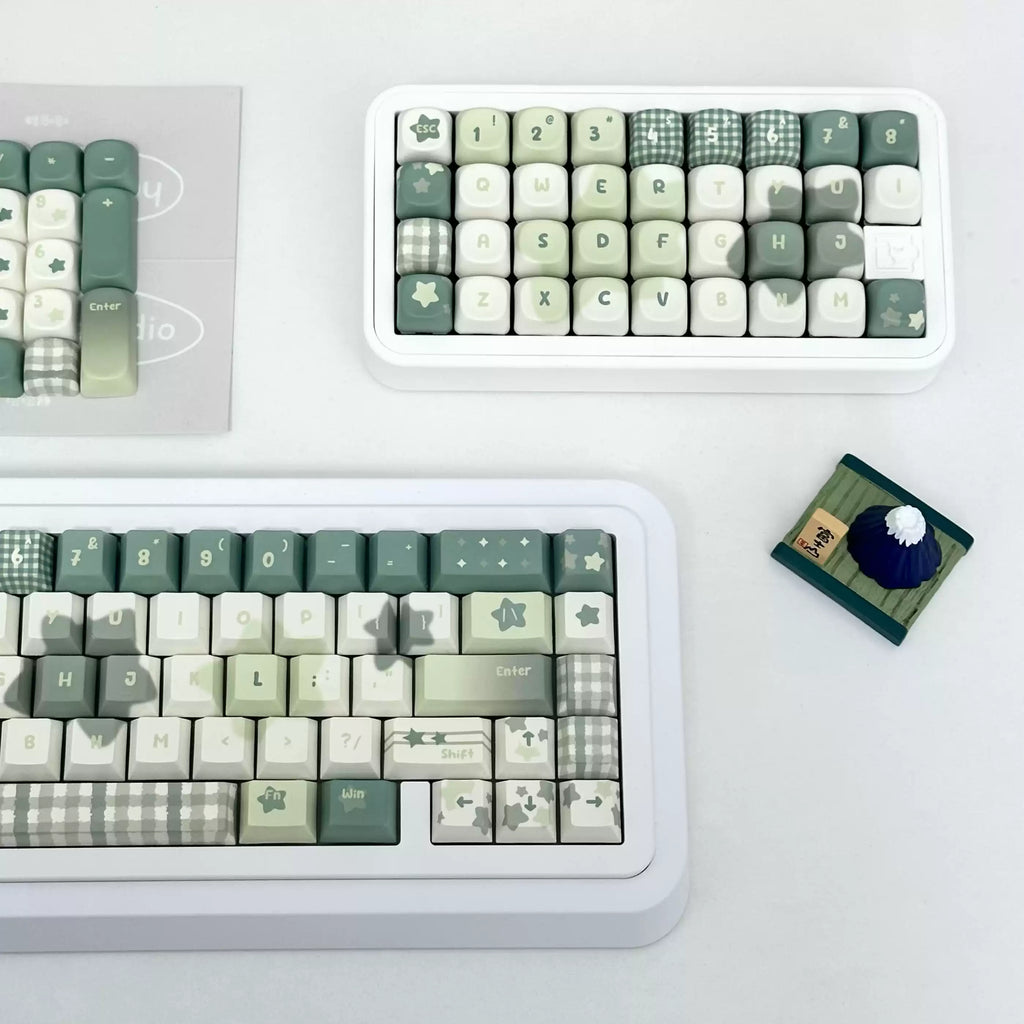 Mint Star & Plaid Keycap Set – Cute PBT Dye-Sublimated (Cherry & MOA Profile, 131 Keys)