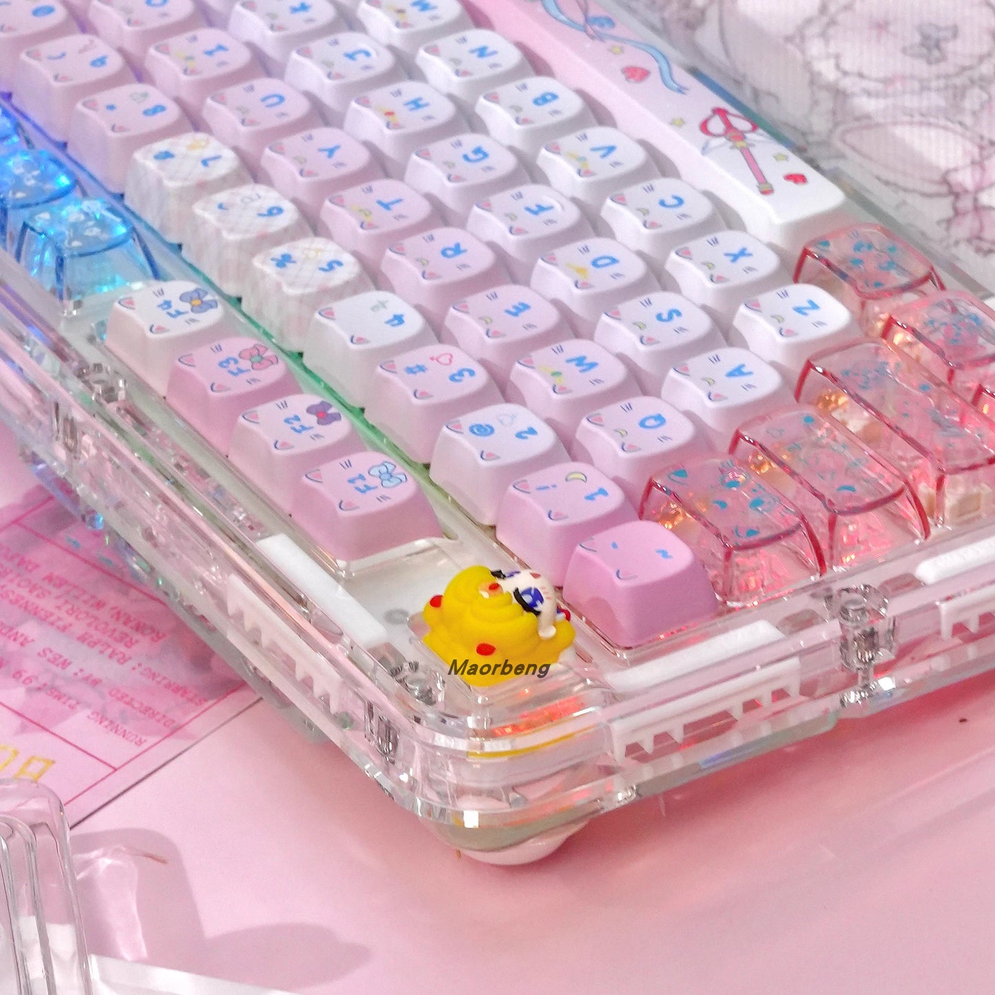sailor moon crystal keycaps on 75% mechanical keyboard transparent pc mao profile rgb glow pastel pink setup 2025