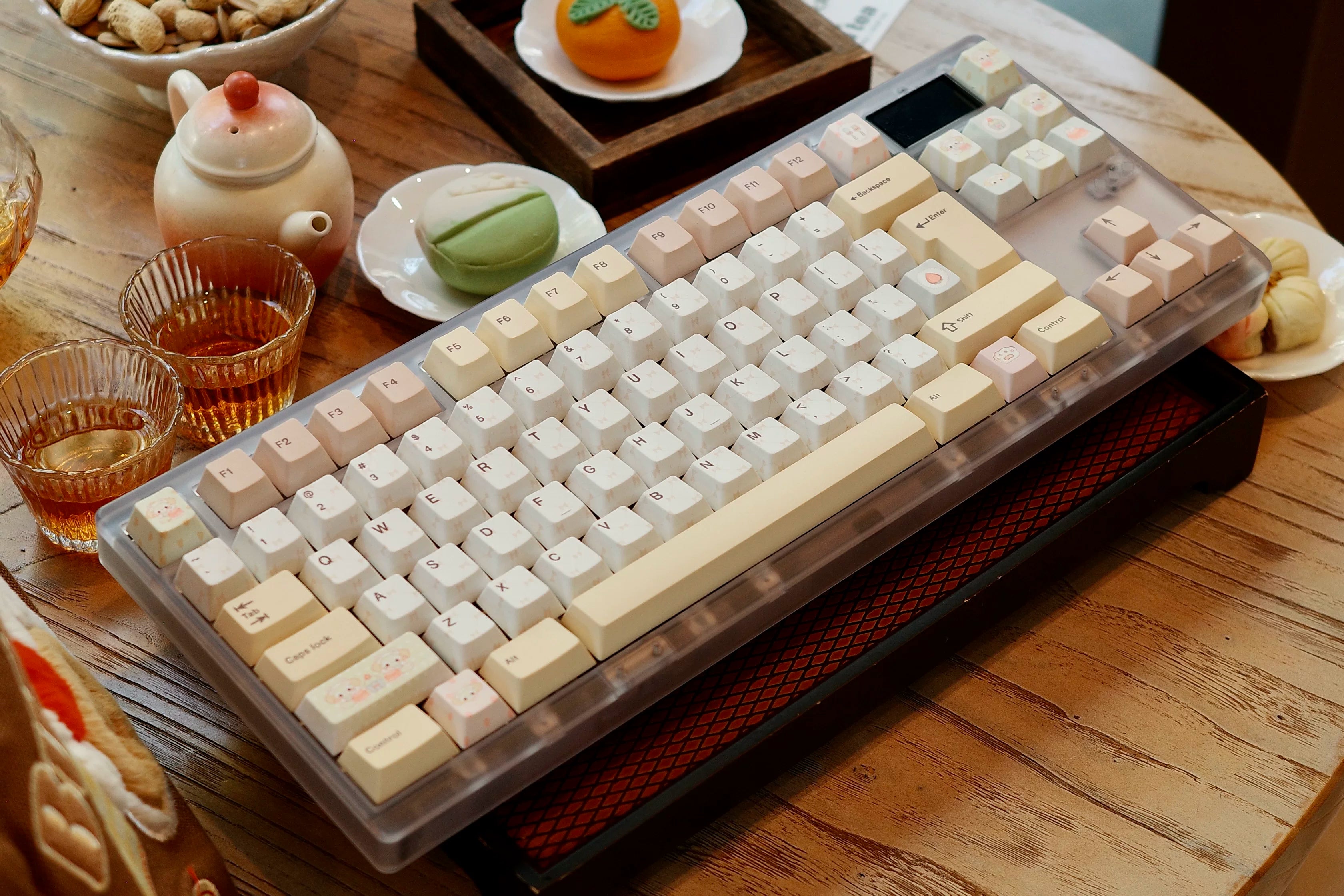 Bear Tea Party Little Bear Yellow Keycaps | Keyria Labs