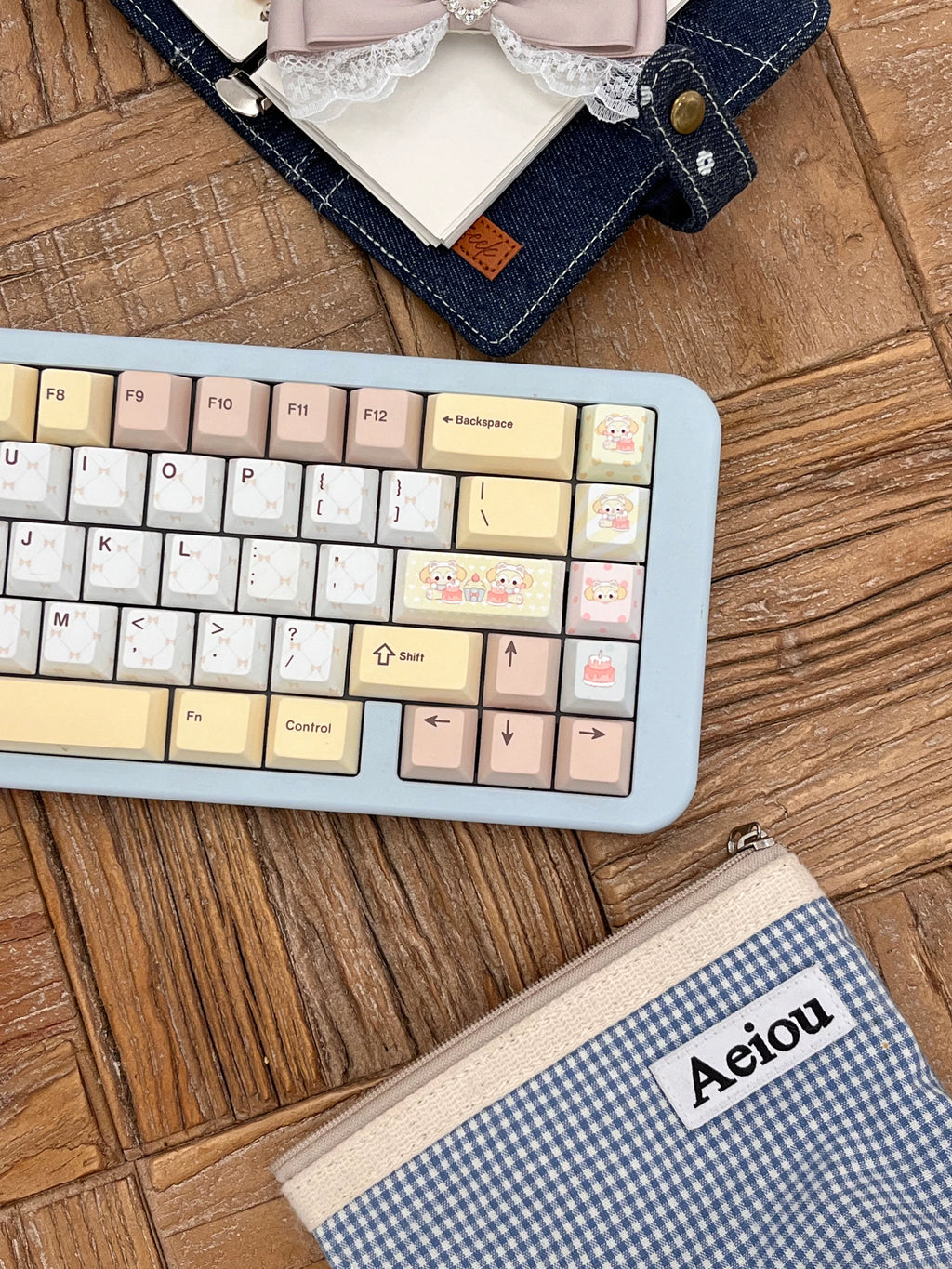 Bear Tea Party Little Bear Yellow Keycaps | Keyria Labs