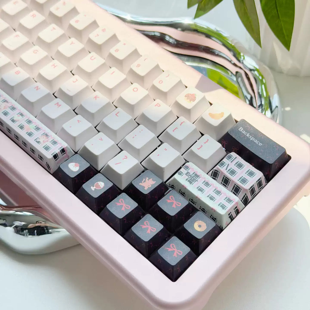 Cute Cat Party Keycap Set – Dark Navy & White PBT Five-Side Dye-Sublimation Keycaps (Cherry Profile)