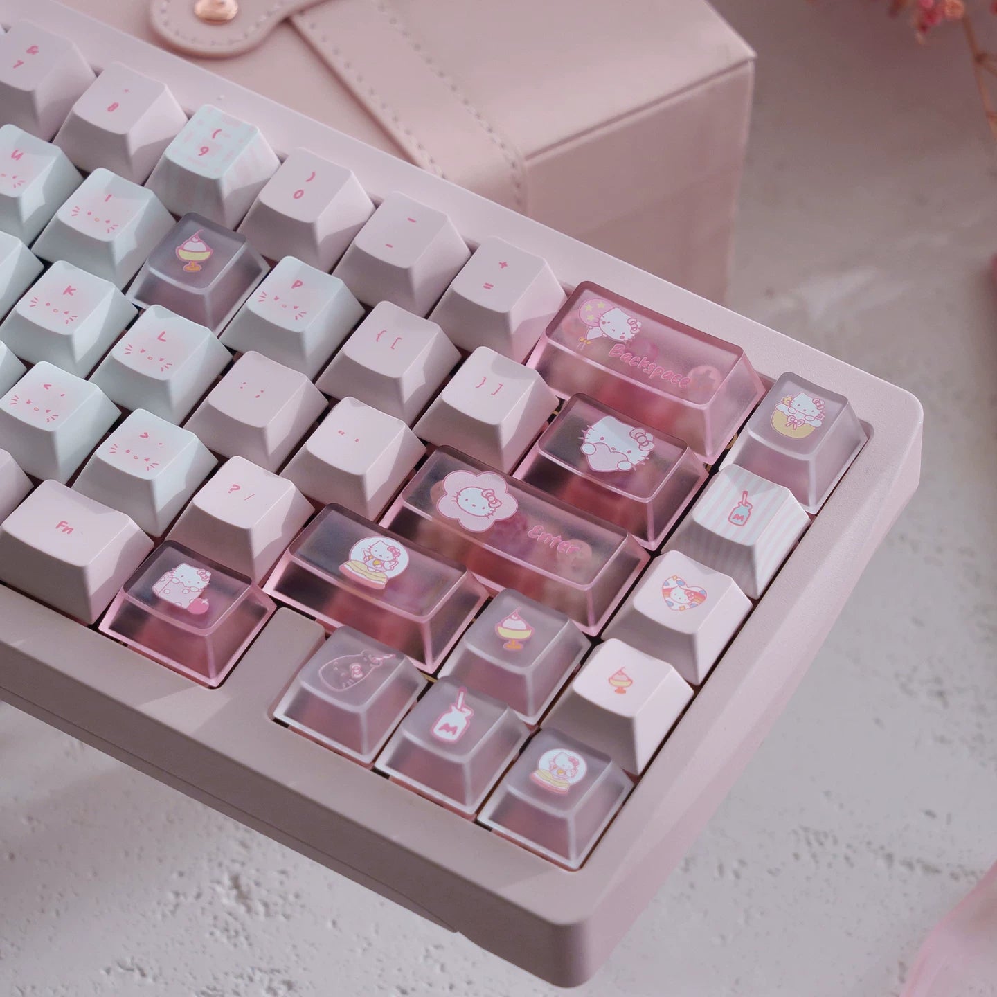 Kawaii Hello Kitty Pastel Pink Keycap Set – PBT Dye-Sublimation & Translucent Frosted PC Novelties (Cherry Profile)