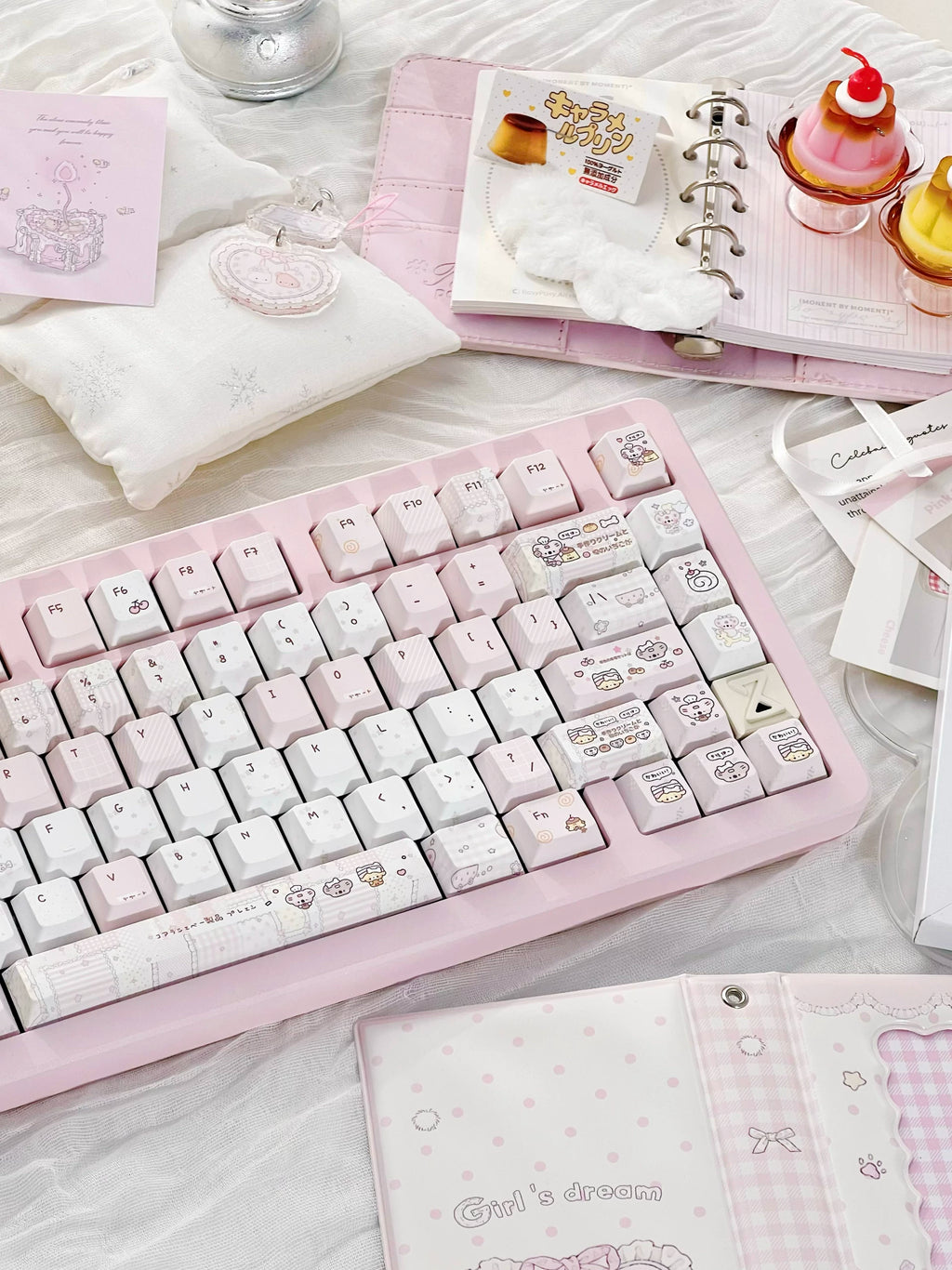 Pudding Roll Keycap Set – Pastel Pink Kawaii PBT 5-Side Dye-Sub Cherry Profile Keycaps
