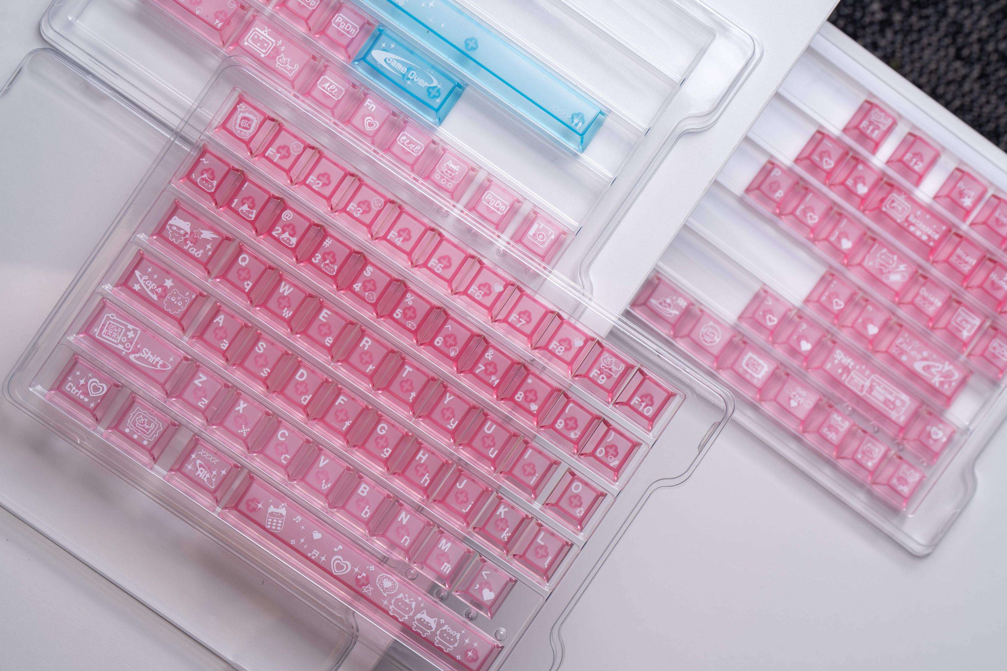 kawaii pink desk setup electronic meow meow pc keycaps transparent foggy cloud wrist rest cyber aesthetic 2025