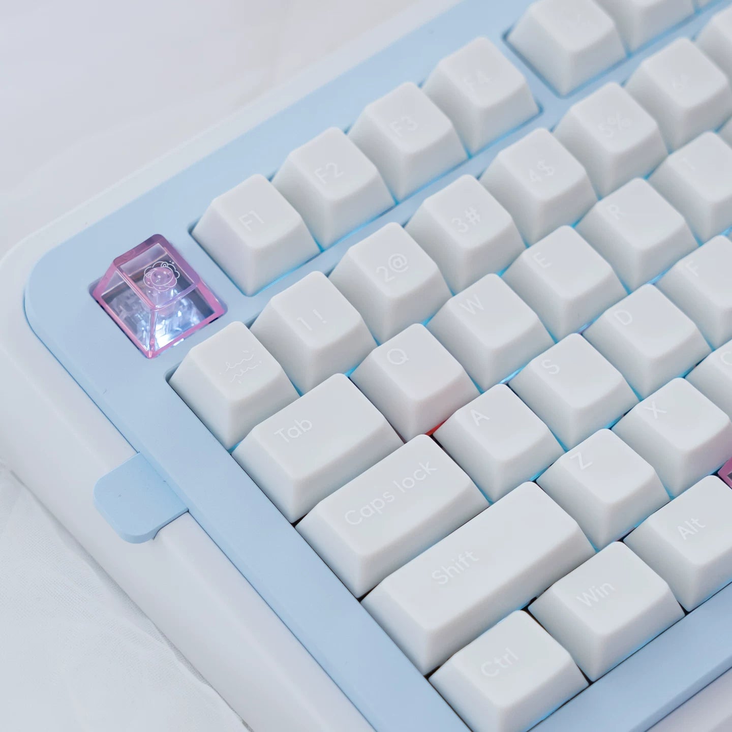Star Whisper Keycaps Set – Milky White PBT + Translucent PC Constellation Accents, OEM Profile