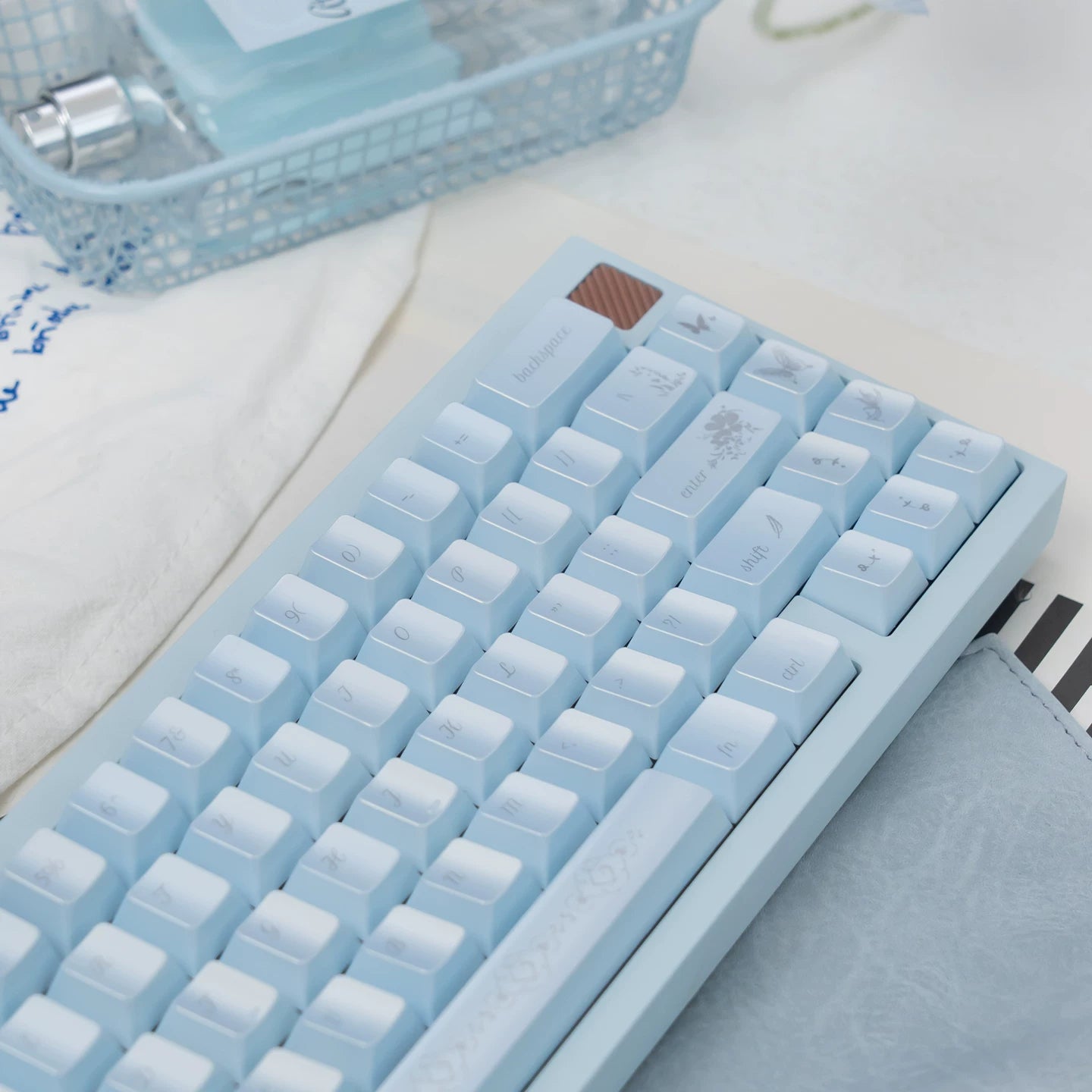 Brocade of Drifting Light Pearlescent PBT Keycap Set – Cherry Profile | U're Lab