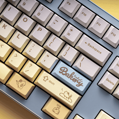 soulcats bakery keycaps on mechanical keyboard transparent pc dye-sub rgb glow cozy beige setup 2025