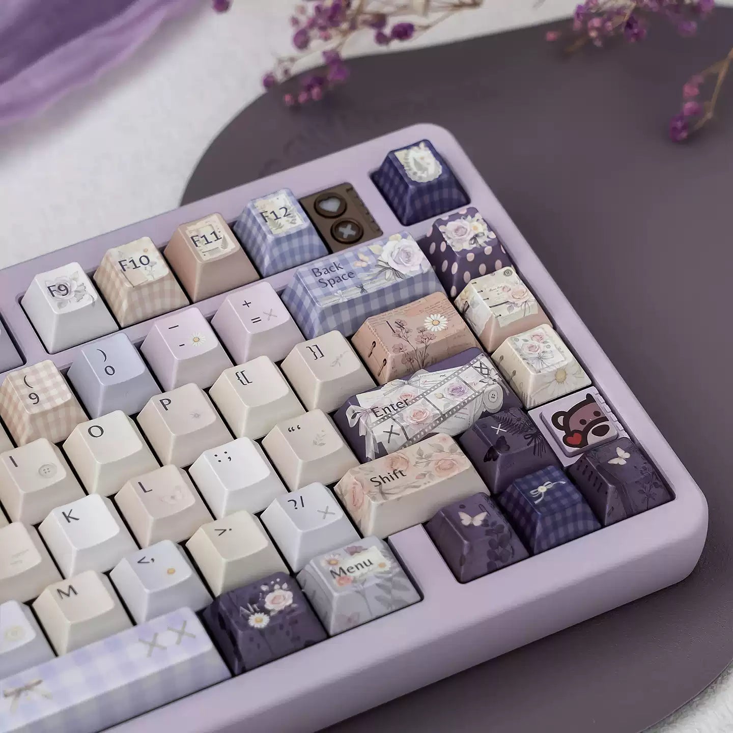 A Dream of Flowers Pearlescent Keycap Set - 121 keys PBT Dye-Sub | Arktcat x U're