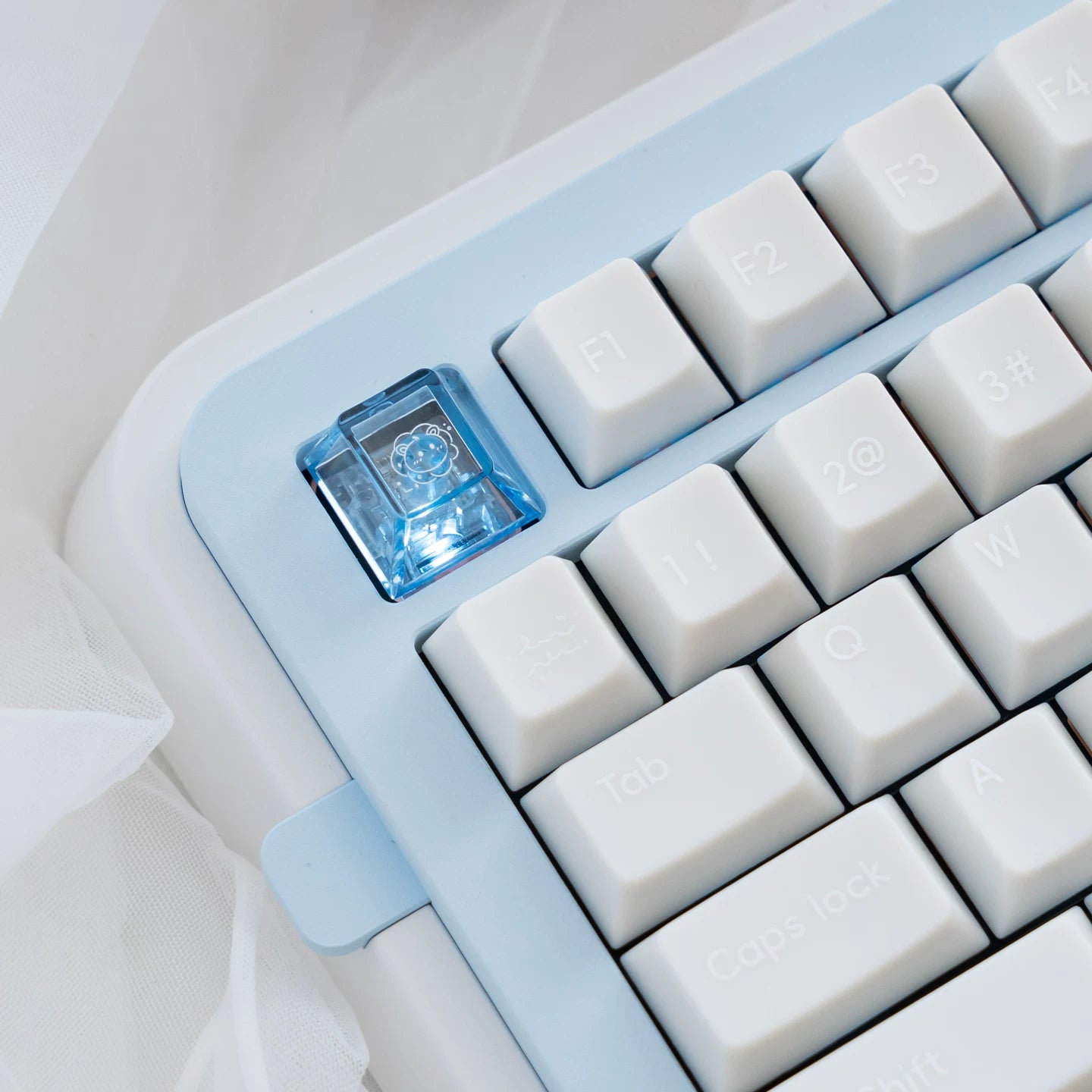 Star Whisper Keycaps Set – Milky White PBT + Translucent PC Constellation Accents, OEM Profile