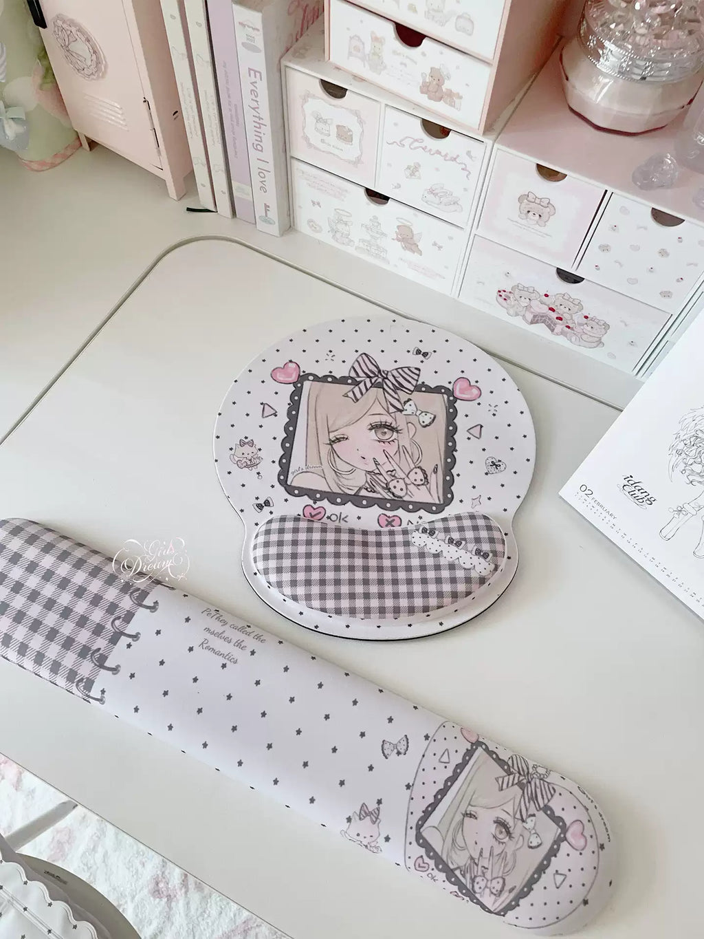 Girl's Dream Gingham Wrist Rest Mouse Pad | Cute Kawaii  Wrist Rest Mouse Pad