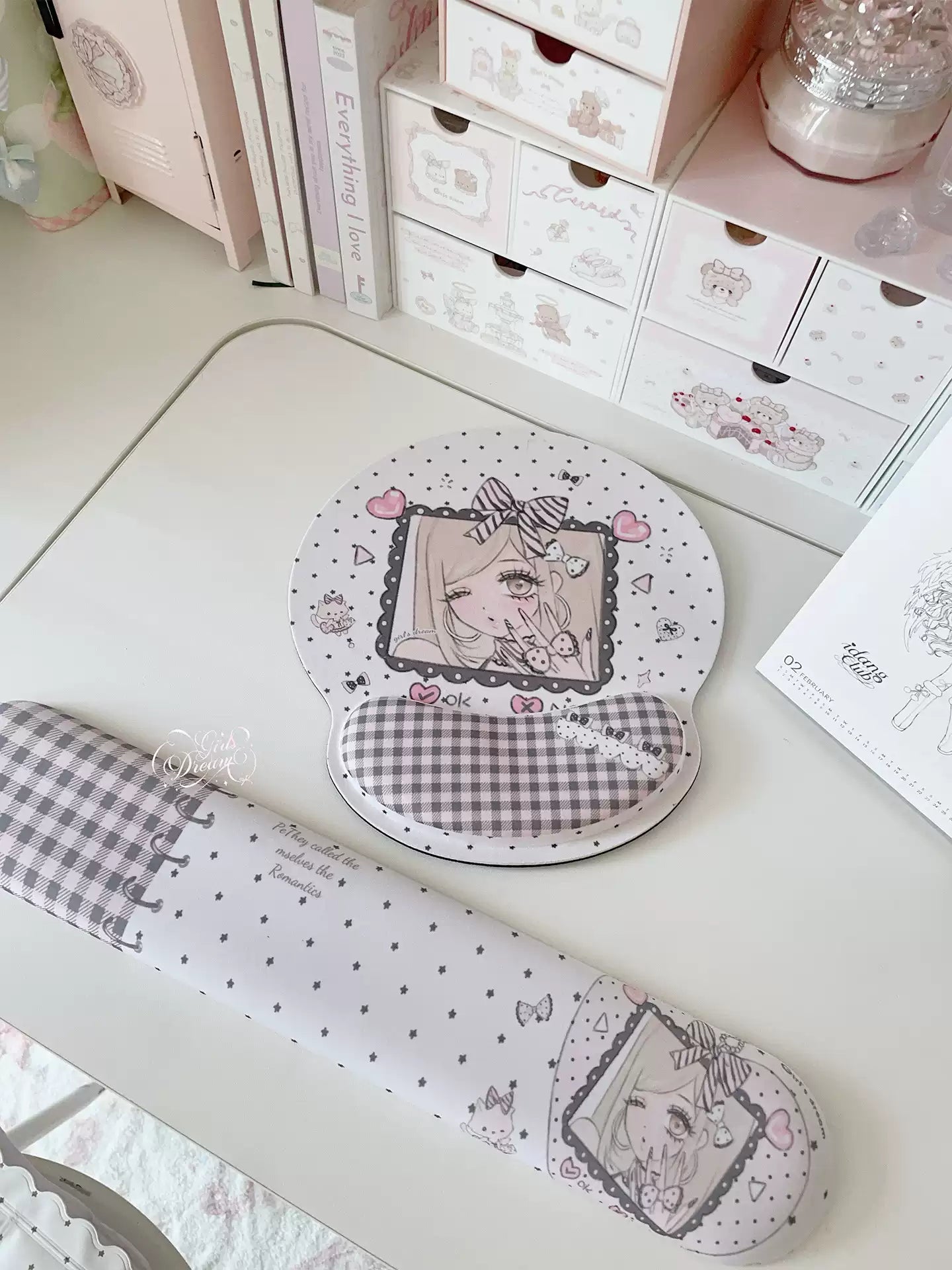 Girl's Dream Gingham Wrist Rest Mouse Pad | Cute Kawaii  Wrist Rest Mouse Pad