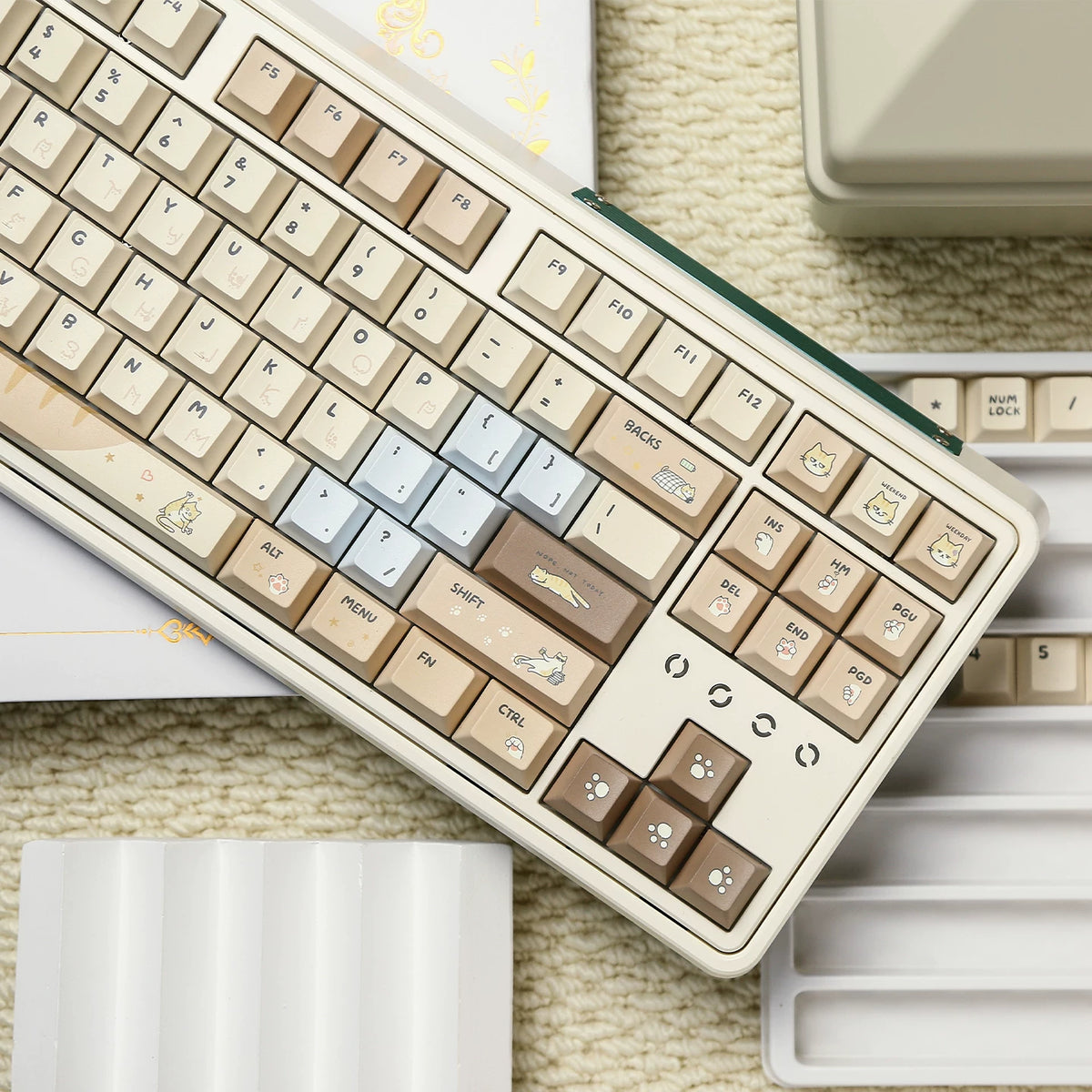 Hakimi Cat Keycap Set | Cozy Warm Latte Brown PBT Cherry Profile Keycaps | 134 Keys | ARKTCAT x U're
